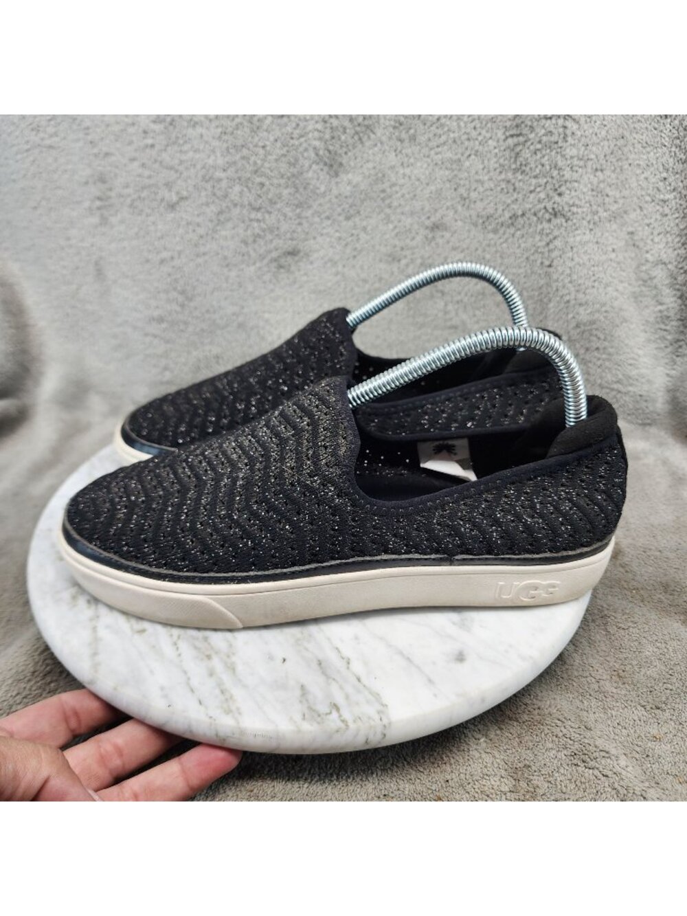 UGG Shoes Girls Size 6 Caplan Black Slip On Sneakers *Read*